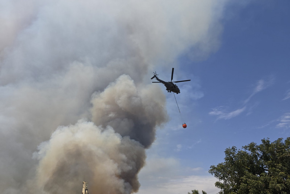 Σοβαρός ο κίνδυνος αναζωπύρωσης της φωτιάς στον Άγιο Συλά- Στη μάχη και σήμερα τα εναέρια μέσα