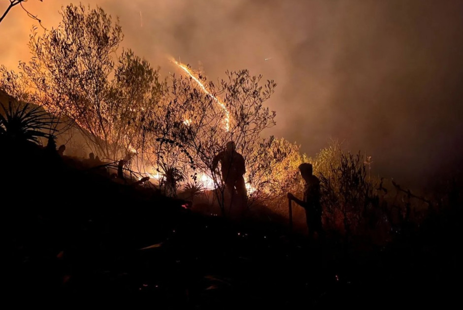 Στο έλεος ανεξέλεγκτων πυρκαγιών το Περού – Καίγονται καλλιέργειες, αρχαιολογικοί χώροι