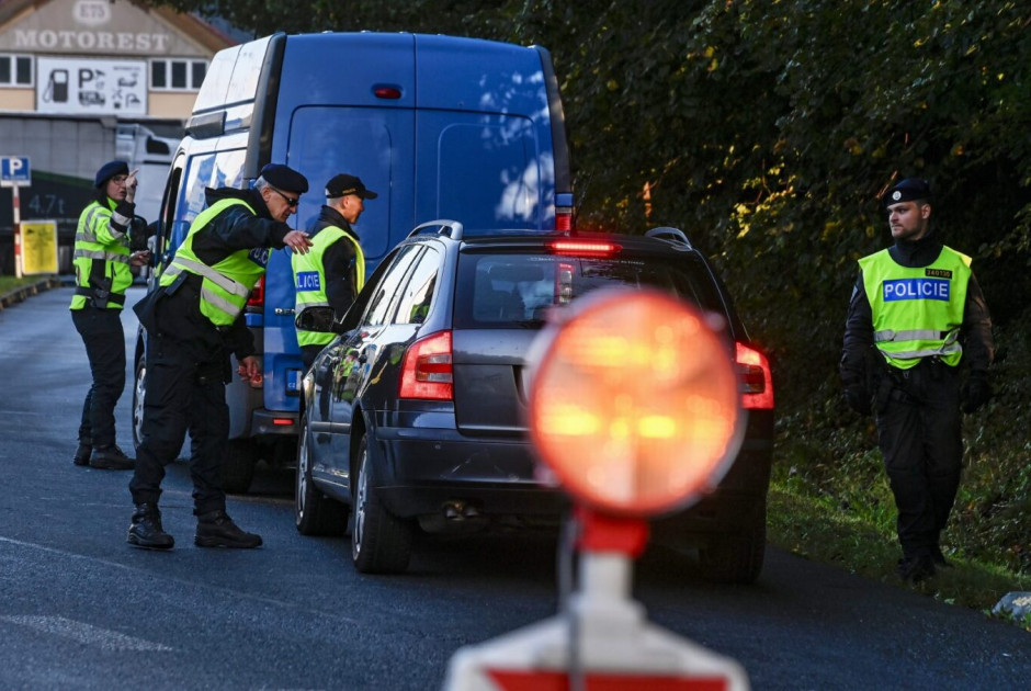 Τσεχία: Γυναίκα βρέθηκε νεκρή σε φορτηγό με μετανάστες