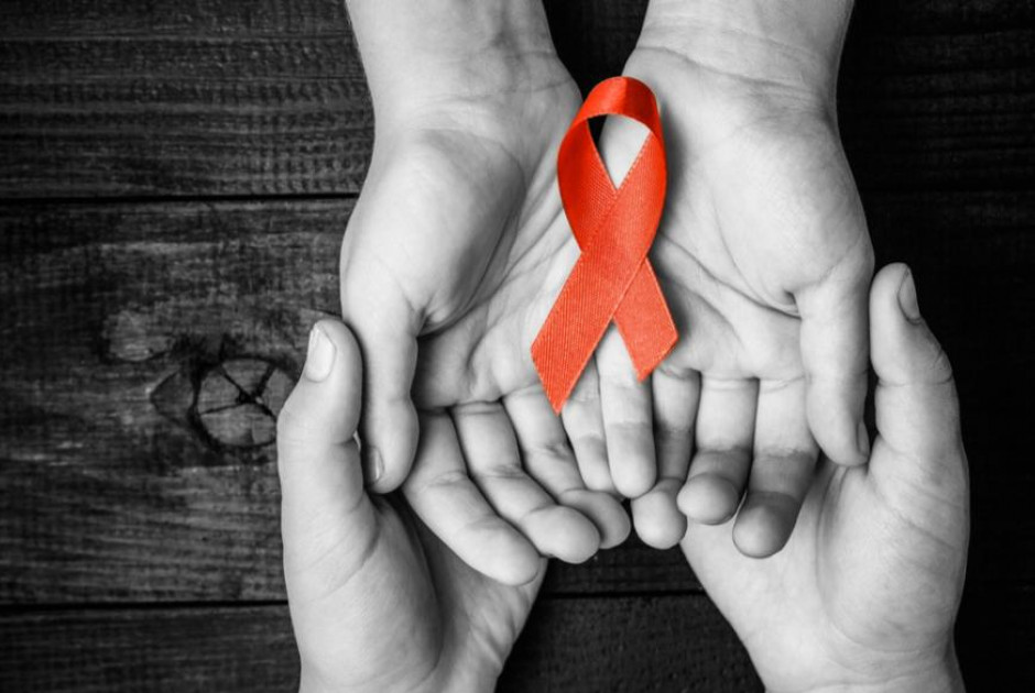 Μάστιγα το AIDS για τους εφήβους στην Αφρική – Το 70% των νέων μολύνθηκαν από τον ιό το 2023