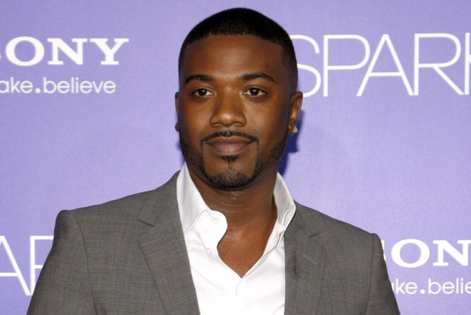 Ray J: Καλλιτέχνες πληρώνουν τα θύματα του Diddy για να μην αποκαλύψουν την εμπλοκή τους στην υπόθεση