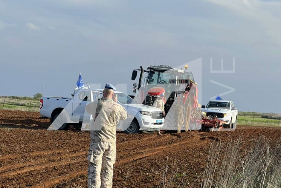 Επεισόδιο μεταξύ κυανόκρανων και γεωργών στη νεκρή ζώνη της Δερύνειας (ΦΩΤΟ & ΒΙΝΤΕΟ)