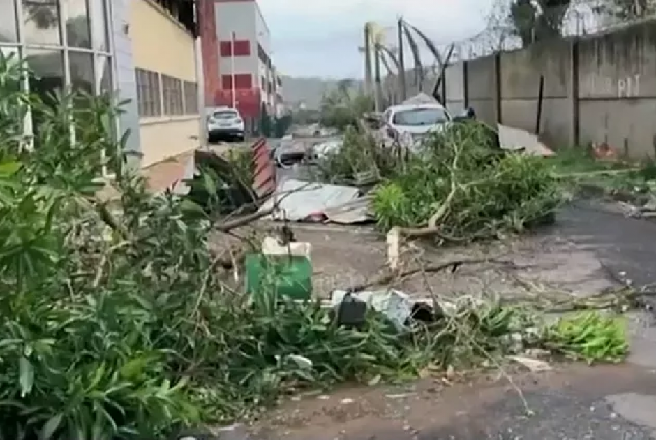 Τουλάχιστον 11 νεκροί στο γαλλικό αρχιπέλαγος από τον κυκλώνα Σίντο