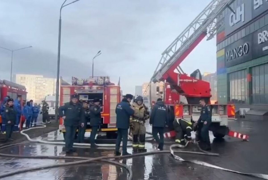 Ρωσία: Μια νεκρή μετά από φωτιά σε εμπορικό κέντρο