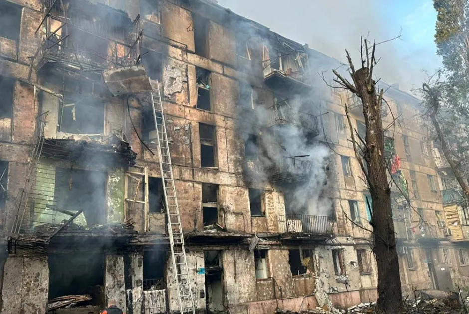 Τέσσερις νεκροί σε πλήγματα της Ρωσίας στην Ντομπροπίλια