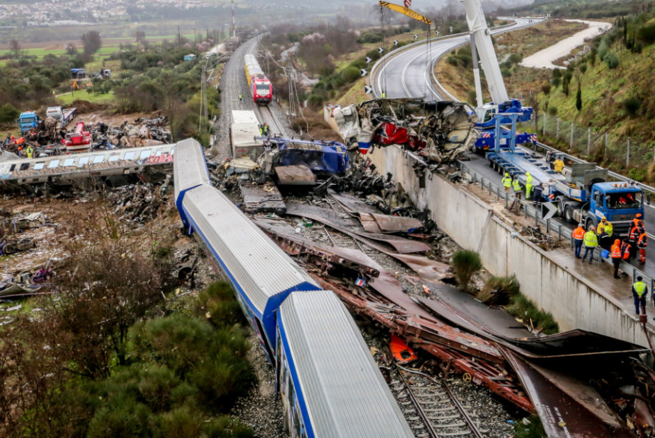 24ωρη Πανελλαδική Απεργία για τα Τέμπη