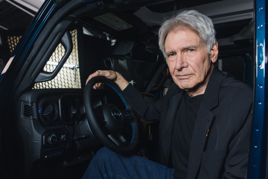 Ο Harrison Ford πρωταγωνιστεί στη διαφήμιση της Jeep στο Super Bowl