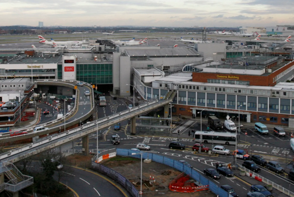 FT: Το Heathrow δεν γνωρίζει πότε θα μπορέσει να επαναλειτουργήσει